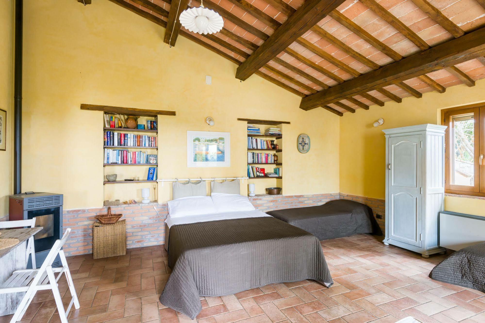 Un Petit Paradis Castiglione della Valle Kültér fotó